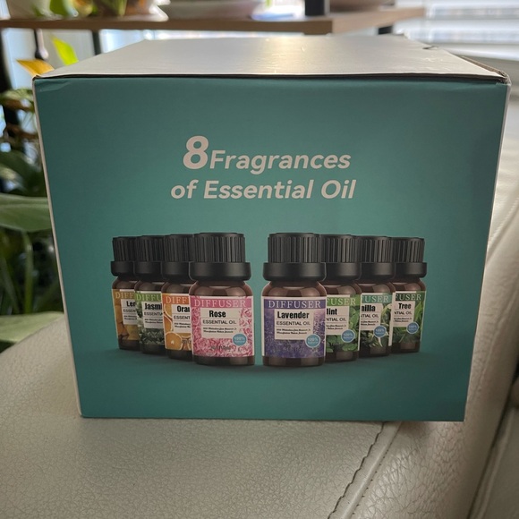 NIB Aroma Diffuser - Picture 2 of 4